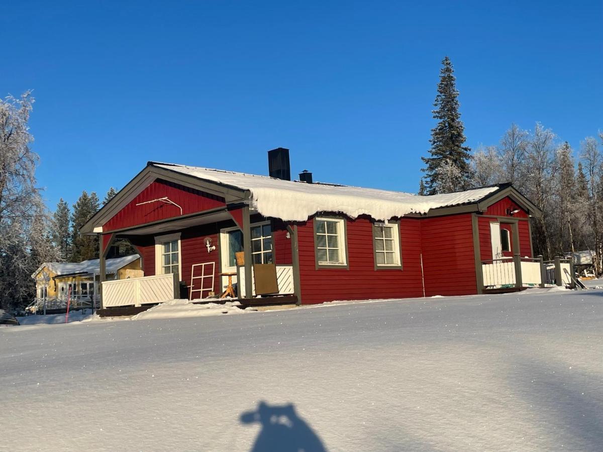 Villa Little Adorable Red Kiruna Exterior foto