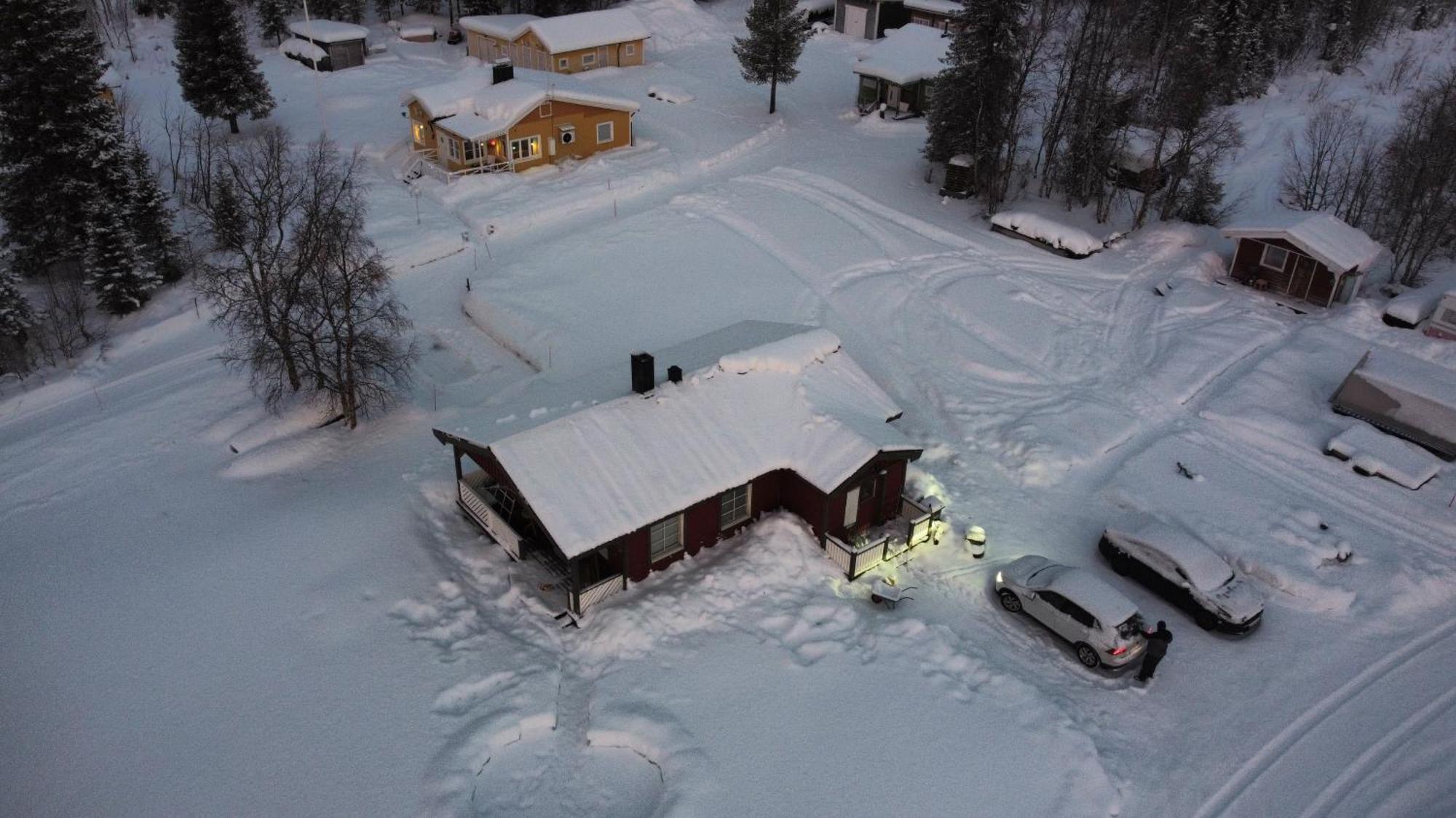 Villa Little Adorable Red Kiruna Exterior foto
